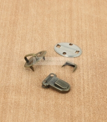FERMOIR TUCK 15 x 21 mm (10mm) Vieux laiton 10 mm