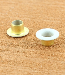 OEILLET ROULE LAITON VERNIS BLANC MAT Sans rondelle