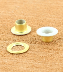 OEILLET ROULE LAITON VERNIS BLANC MAT Laiton vernis