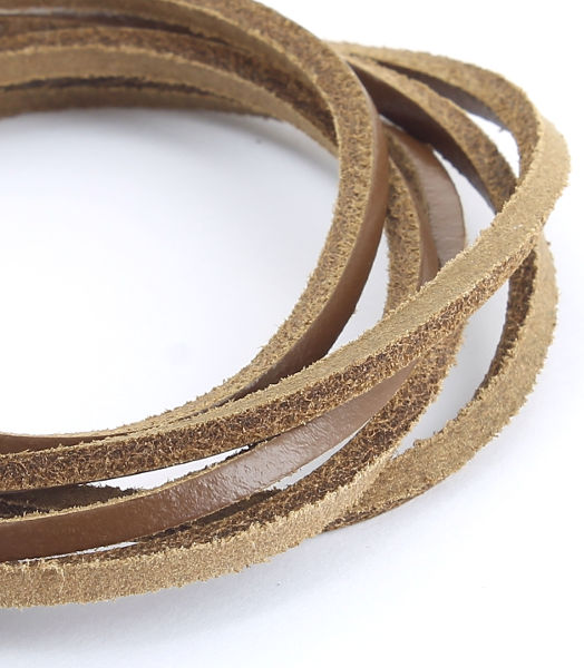 LACET EN CUIR - CARRE 