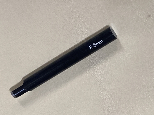 EMPORTE PIECE ANGLE ROND 5 MM 