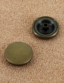 BOUTON PRESSION LAITON VIEUX BRONZE 14.4 mm 