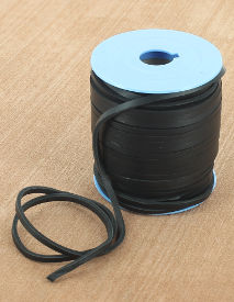 LACET EN CUIR - PLAT 