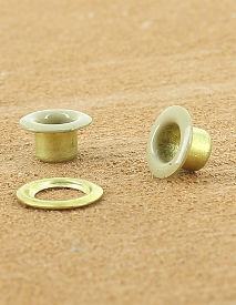 OEILLET ROULE LAITON VERNIS TAN (n°40) 