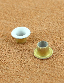 OEILLET ETOILE VERNIS BLANC 