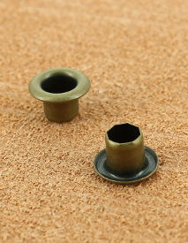 OEILLET ETOILE VIEUX BRONZE 