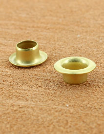 OEILLET ROULE LAITON VERNIS 