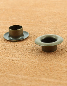 OEILLET ROULE LAITON VIEUX BRONZE 